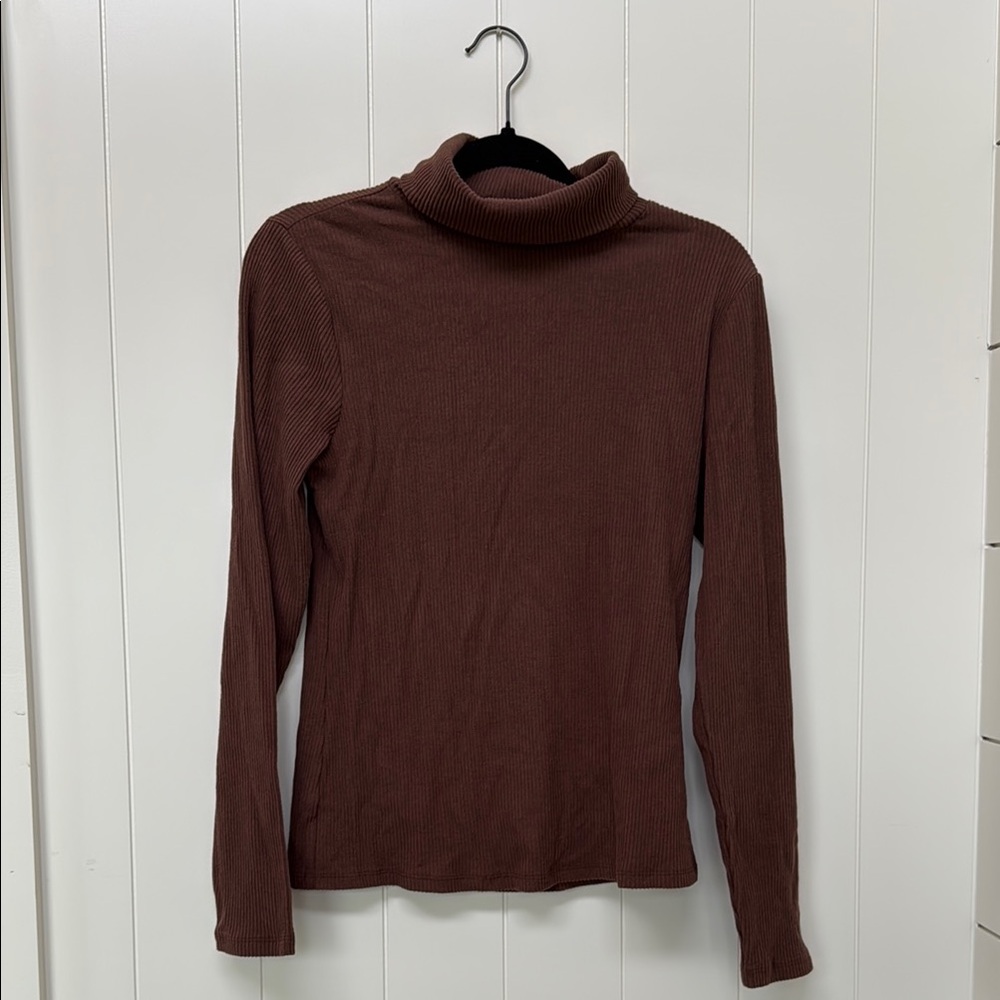 Old Navy Brown Long Sleeve Tee